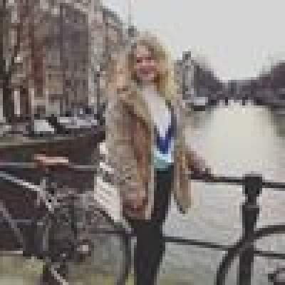 Joline zoekt een Kamer / Studio / Appartement in Den Bosch
